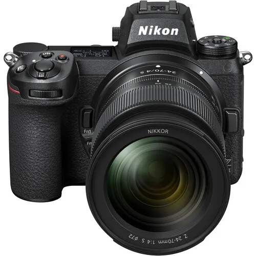 Nikon%20Z611%20Mirrorless%20camera%20with%20Nikkor%2024%20-%2070mm%20f4%20Lens%20-%20Image%207