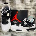 JORDAN 4 Shoes. 