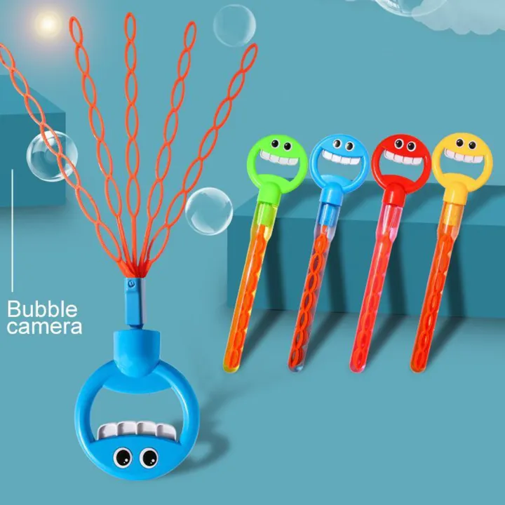 32%20Holes%20Bubble%20Stick%20with%20Bubbles%20Refill%20Smiling%20Face%20Design%20Leak-proof%20Indoor%20Outdoor%20Handheld%20Bubble%20Maker%20Five%20Claws%20Bubble%20Wand%20Toy%20-%20Image%207