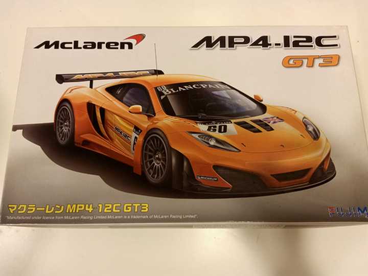 McLaren MP4-12C GT3 Fujimi Model Kit