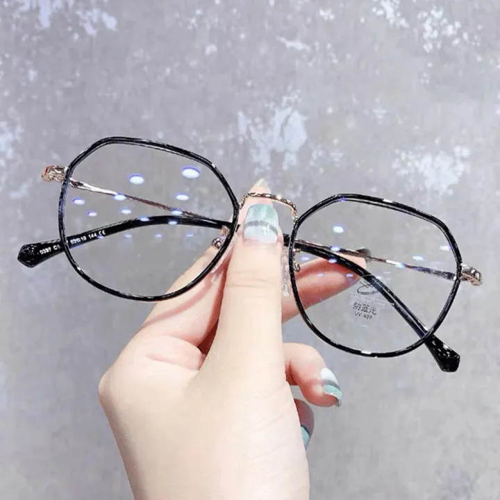 Unisex%20Blue%20Ray%20Blocking%20Glasses%20Fashion-forward%20Big%20frame%20Fashionable%20Glasses%20Frames%20Glasses%20Blue%20ray%20protection%20Prescription%20ready%20Blue%20light%20blocking%20for%20Office%20use%20Gaming%20Study%20Outdoor%20activities%20-%20Image%205