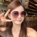 LouisWill Women Sunglasses Fashion Summer Large Frame Sunglasses UV400 Sunglasses Sunscreen UV Resistant Lightweight Travel Glasses Sunglasses. 