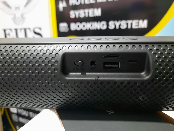 Smart%20Wireless%20Desktop%20Speaker%20-%20Image%207