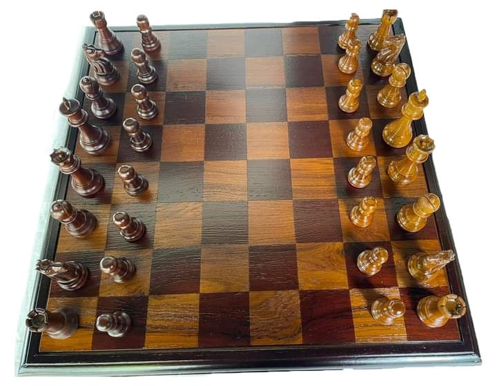 Wooden%20Chess%20Board%20-%20Image%202