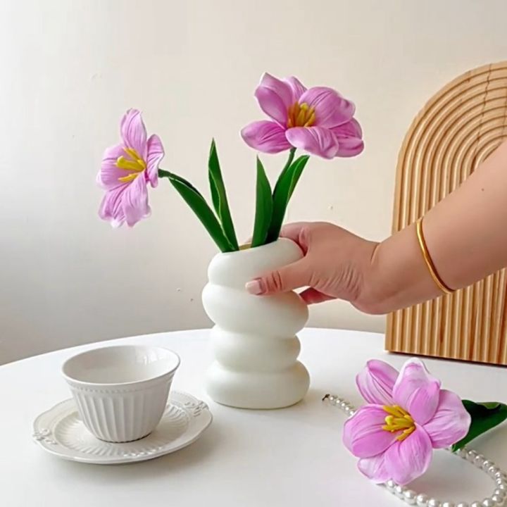 Household%20Plastic%20Flower%20Vase%20Imitation%20Ceramic%20Spiral%20Design%20Flower%20Pot%20Modern%20Nordic%20Style%20Flower%20Arrangement%20Home%20Decoration%20-%20Image%207
