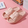 【WEJA】1PC Thick Flat Bottom Bathroom Home Slippers Fashion Soft Sole EVA Indoor lady Sandals 2023 Summer Non Slip Flip Flops. 