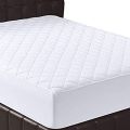 Mattress Protector Pad(Fitted sheet style)(48 x 75). 