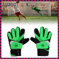 [Laurance] 1 Pair Kids Goalkeeper Gloves Children Football Goal Keeper Gloves Anti Slip Exercise Gloves Green 15 ~ 16cm / 5.91 ~ 6.3in. 