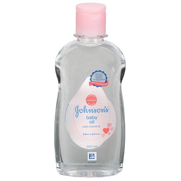 Johnson’s Baby Oil with Vitamin E : 200 ml