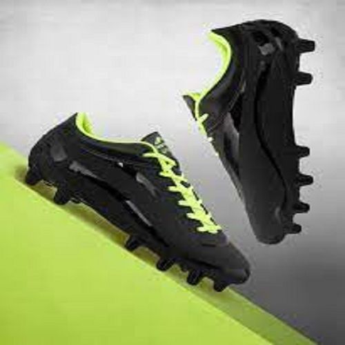 nivia%20air%20strike%20football%20shoes%20-%20Image%203