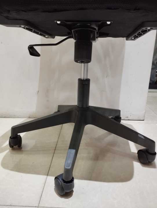 OFFICE%20CHAIR%20-%20OC1004%20(black%20base)%20-%20Image%203
