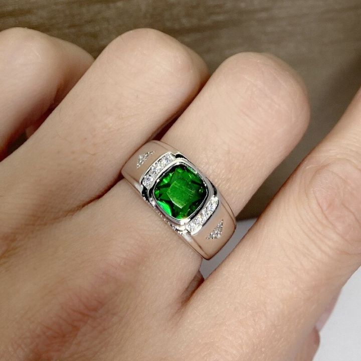 %E3%80%90IKE%E3%80%91Fashion%20Green%20Crystal%20Emerald%20Gemstones%20Diamonds%20Concise%20Rings%20for%20Men%20%20White%20Gold%20Silver%20Color%20Jewelry%20Bague%20Trendy%20Bands%20-%20Image%206