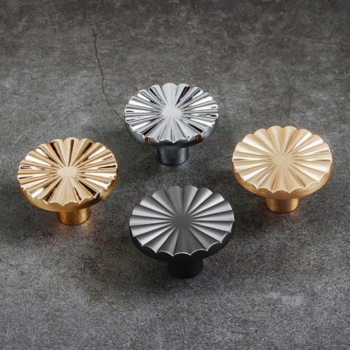 Canibet%20Handles%20Flower%20Pulls%20%20Solid%20Door%20Knobs%20and%20Pulls%20Handle%20for%20niture%20Kitchen%20Cupboard%20Closet%20Drawer%20Home%20Decor64%20-%20Image%205