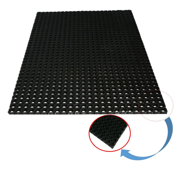 Black%20Rubber%20Carpet%20for%20Industrial%20and%20Domestic%20Purposes%20-%20Image%205