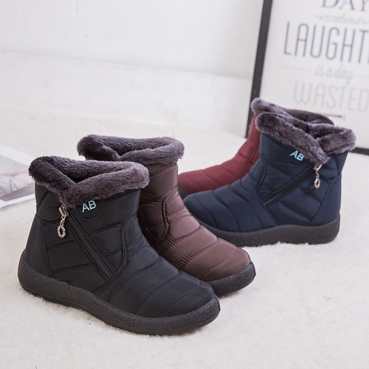 Waterproof%20Fur-Lined%20Snow%20Boots%20for%20Men%20-%20Image%206