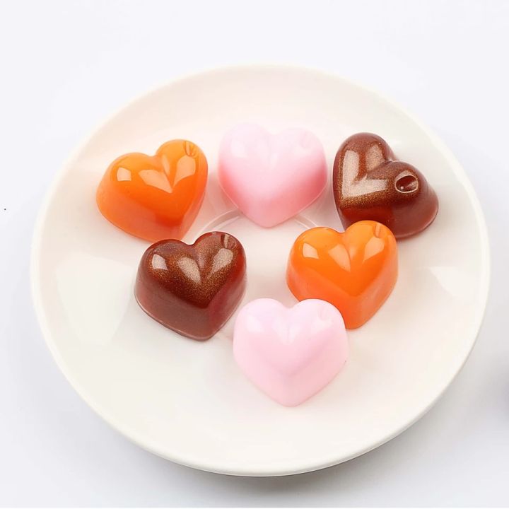 Heart%20Shaped%20Chocolate%20Mould%20-%20Image%203