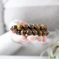 Tiger Eye Gemstone Bracelet. 