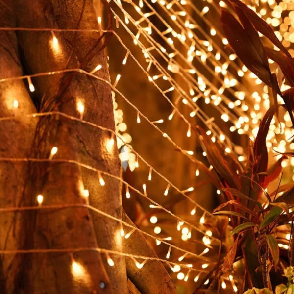 120%20LED%20Solar%20String%20Lights%20-%20Warm%20White%20-%20Waterproof%20Fairy%20Decor%20for%20Garden,%20Patio%20&%20Outdoor%20-%20Image%204