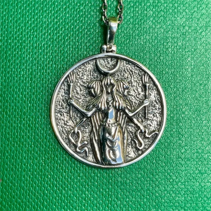 Vintage%20Style%20Greek%20Mythology%20Half%20God%20Hand%20Holding%20Holy%20Fire%20Snake%20Pendant%20Men%20And%20Women%20Pendant%20Necklace%20Jewelry%20Dropshipping%20-%20Image%206