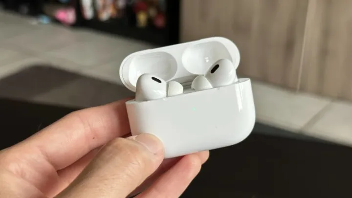 Airpods%20Pro%20Premium%20Quality%20Stock%20Wireless%20Earbuds%20With%20Wireless%20Earbuds%20for%20Android%20and%20IOS%20-%20Image%207