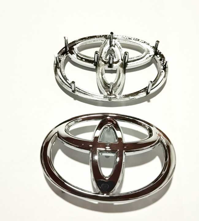 High%20Quality%20Toyota%20steering%20wheel%20emblem/%20badge%20-%20Image%205