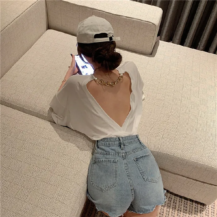 2023New%20Women's%20Spring%20Clothing%20Western%20Style%20Backless%20Short%20Sleeve%20Loose%20Chain%20Top%20Mid-LengthTT-shirt-%20-%20Image%207