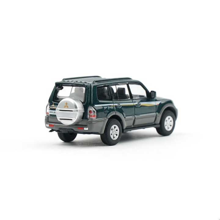 XCarToys%201:64%203rd%20Generation%20Pajero%20Alloy%20Diecast%20Metal%20Model%20Car%20-%20Image%205