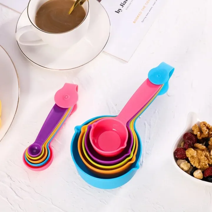 10%20Pieces%20Plastic%20Measuring%20Cups%20and%20Spoons%20Set%20Colored%20for%20Kitchen%20Cooking%20Bathing%20-%20Image%208