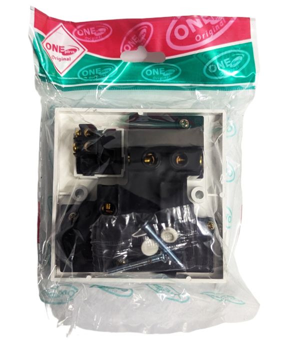 Universal%20Wall%20Switch%20Socket%20Switch%202%20&%203%20Pin%20Multi%20Plug%20Base%20-%20Image%202