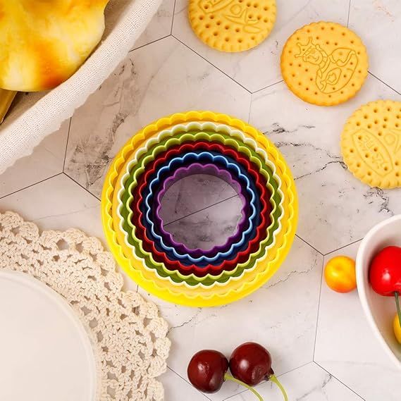 Circle Shape Cookies Cutter Plunger Cutter 5 Pcs Set - Multi Round Cookie Cutter,Two-sided Biscuit Fruit Cutter(Biscuit Cutters and Fondant cake Baking Set Colourful Round Shape Cookie/Biscuit/Pastry Fondant/Fruits