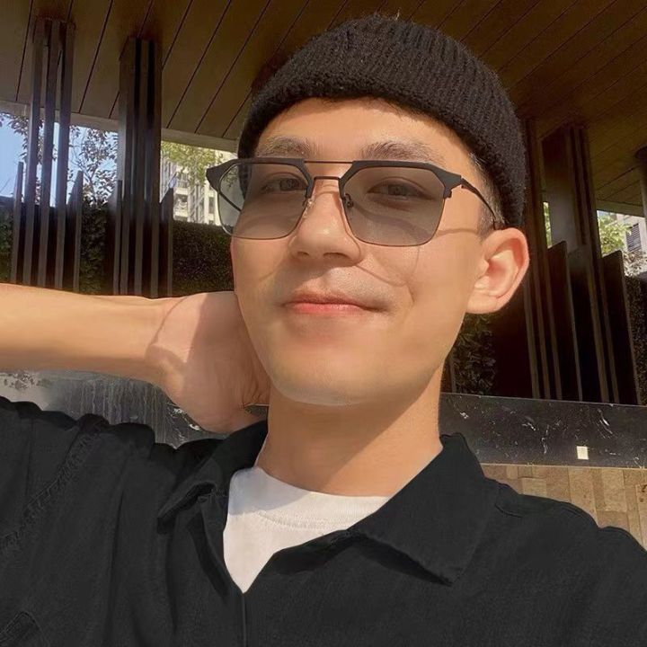 Photochromic%20Myopia%20Glasses%20Men's%20Anti-Blue%20Light%20Uv%20Handsome%20Double%20Beam%20Plain%20Glasses%20Frame%20Women's%20-%20Image%203