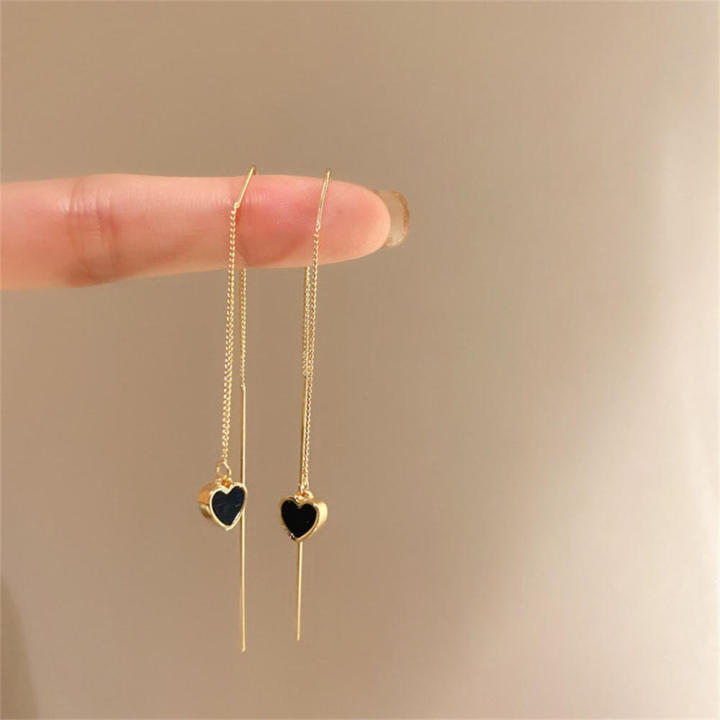 Black%20heart%20earrings%20Stylish%20Heart%20shaped%20Square%20shaped%20Long%20hanging%20earrings%20Ear%20wire%20Black%20color%20Ear%20wire%20piercing%20earrings%20for%20Party%20Evening%20events%20Daily%20wear%20Gift%20for%20women%20Formal%20occasions%20-%20Image%207