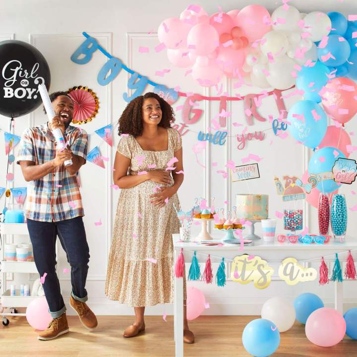 Gender%20Reveal%20Popper%20Boy%20OR%20Girl%20Party%20Popper%20-%20Image%202