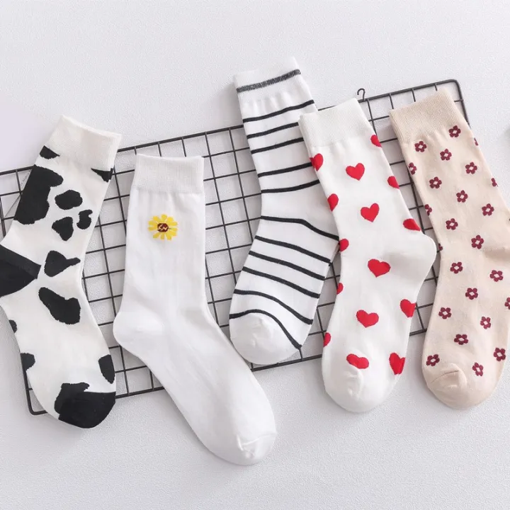 New Ladies Fashion Socks Cute Little Flower Cow Casual Retro Happy Fun Female Round Snack-Shaped Socks