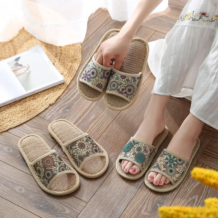 Linen%20Slippers%20Summer%20Men%20and%20Women%20Indoor%20Home%20Non-Slip%20Home%20Four%20Seasons%20Spring%20and%20Autumn%20Deodorant%20Mute%20Sandals%20-%20Image%202