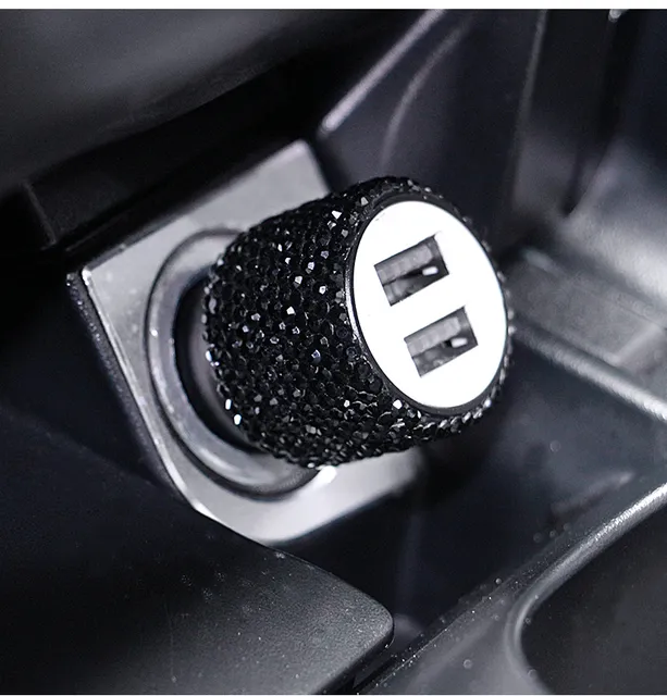 Dual%20Port%20Bling%20Usb%20Car%20Charger%20Crystal%20Diamond%203a%203-In-1%20Fast%20Charger%20Cable%20Socket%20Multi%20Port%20Adapter%20Flashing%20Decorative%20Plug%20-%20Image%204