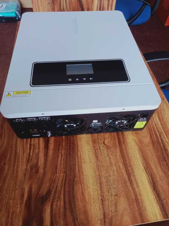 ON Grid -OFF 2 in 1 Hybrid Solar Inverter