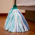 SPUNLACE SUPER ABSORBENT MOP  SUNFLOWER WITH 120CM PLASTIC COATED METAL HANDLE. 