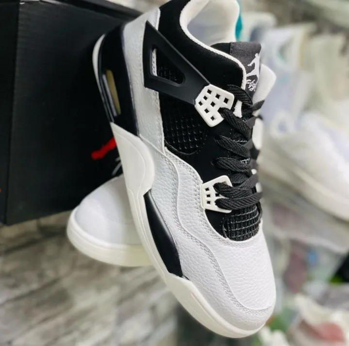 JORDAN%204%20Shoes%20-%20Image%205