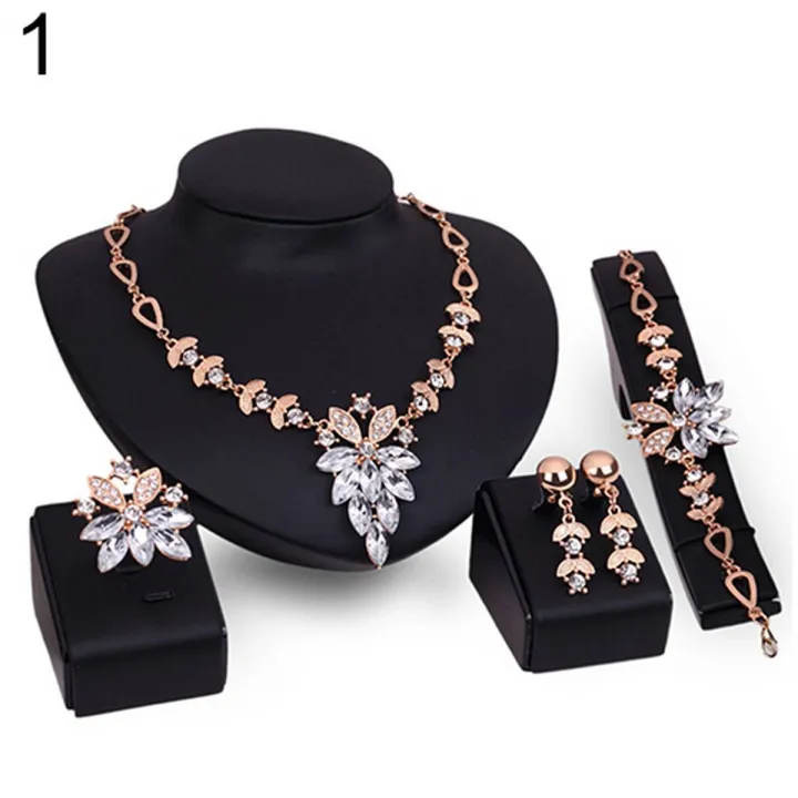 Women's%20Wedding%20Bracelet%20Necklace%20Jewelry%20Set%20Clear%20Crystal%20Statement%20Ring%20Earrings%20-%20Image%202