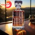 Glass Whiskey Decanter American Flag Pattern Whiskey Glass Decanter 450ml for Home Party Transparent Bottle Decanter with American Flag Design. 