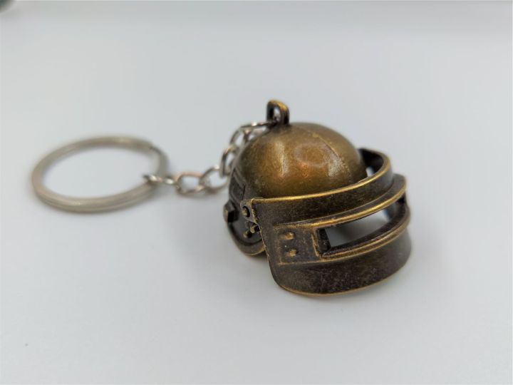 PUBG%20Level%203%20Helmet%20Large%20Copper%20and%20Silver%20Metal%20Keychain%20-%20Image%202
