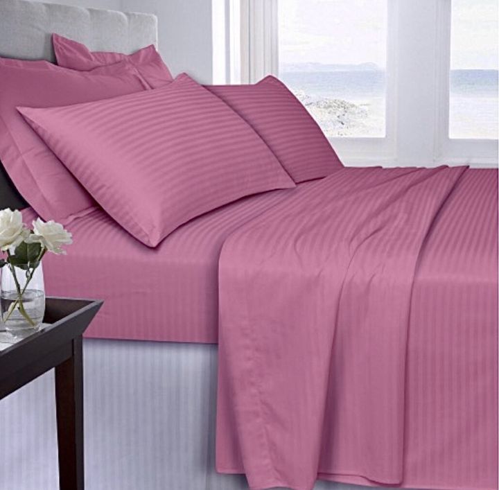 Pure Cotton Fitted Bedsheet- Dark Pink