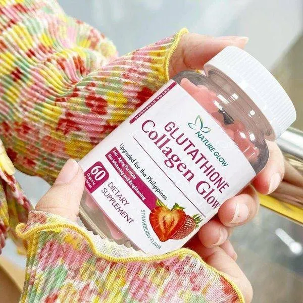 glutathione for brightening skin tone NATURE GLOW Gluta-Collagen Glow Gummies main image 0