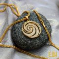 Gold Plated 18/24 Inch 2.5mm Singapore square fox chain with Big Derana Pendant. 