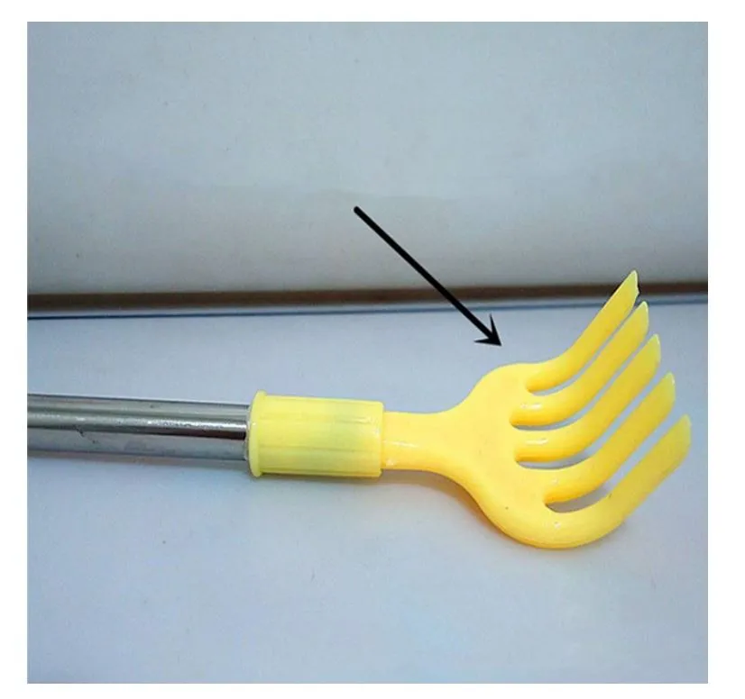 Manual Back Scratcher Steel Head with Plastic Handle