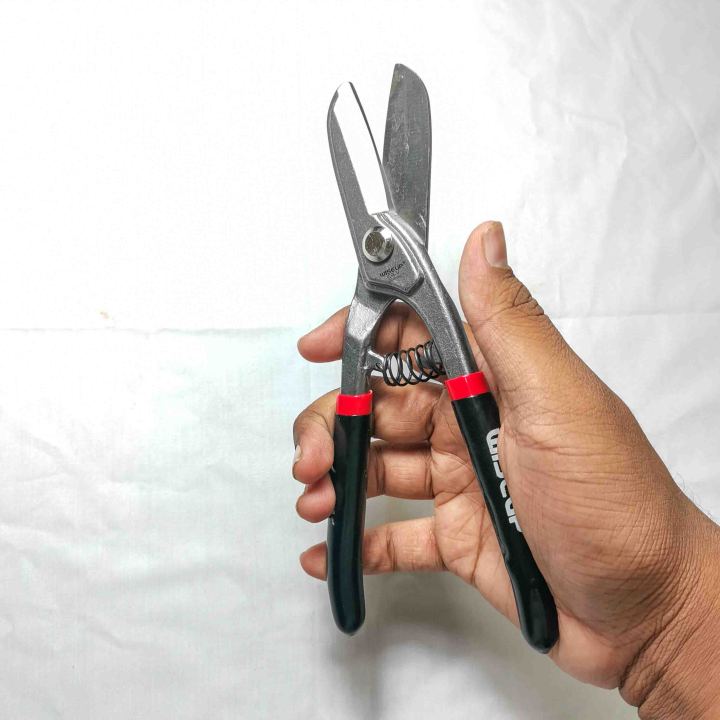 Metal%20Sheet%20Cutters,%20Tin%20Snips%20for%20Straight%20Cutting%20Metal%20Sheet,%20Heavy%20Duty%20Metal%20Scissors%20Tool%20for%20Cutting%20Metal%20Wire,%20Keel,%20Aluminum,%20Sheet%20Metal,%20etc.%20(Metal%20Sheet%20Cutters%208%20Inch)%20WISEUP%20Brand%20-%20Image%203