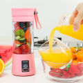 USB Rechargeable Mini Blender Mixer Urbm juice Portable Mini Juicer. 