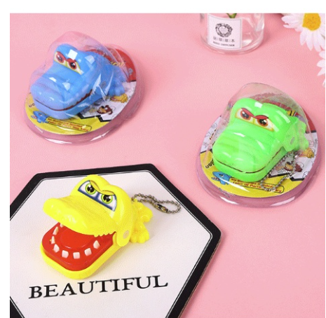 Crocodile%20Finger%20Snap%20%7C%20Bite%20Hand%20Alligator%20Hand%20Children's%20Toys%20Family%20Games%20Classic%20Biting%20Hand%20Crocodile%20Game%20-%20Image%206