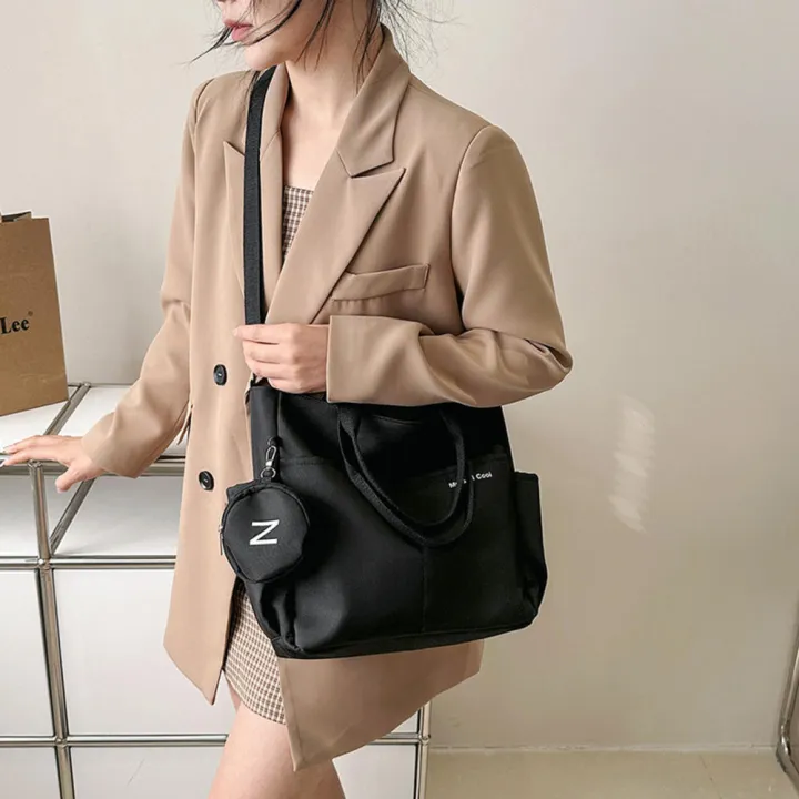 Oxford%20Fabric%20Women's%20Shoulder%20Bag%20Easy%20to%20Clean%20Fashiona%20Splash%20proof%20Oxford%20Tote%20Bags%20Large%20Capacity%20Ladies%20Handbag%20for%20College%20Use%20Carry%20Fashion%20Accessory%20Travel%20Essentials%20Book%20Carrying%20-%20Image%203